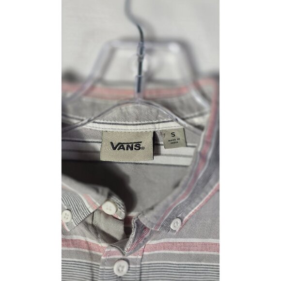 VANS Short Sleeve Grey and Pink Men's Casual Shirt Small - Picture 3 of 5